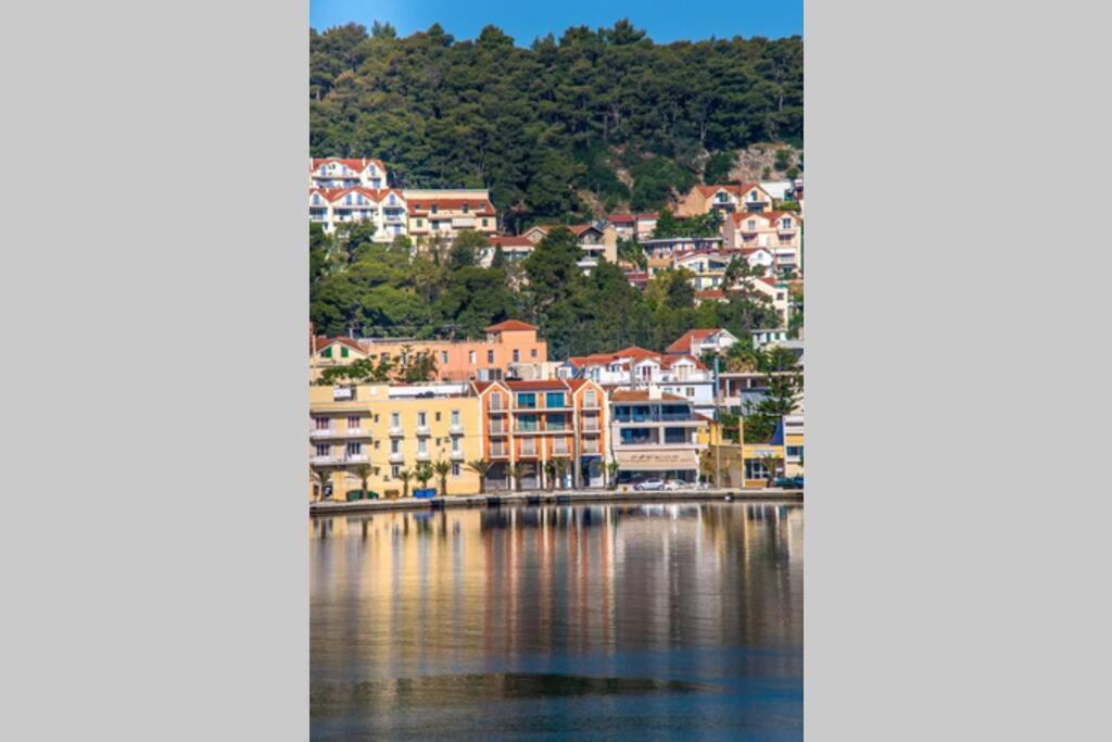 A & B Minimal Suite With Sea View In Argostoli Exterior photo