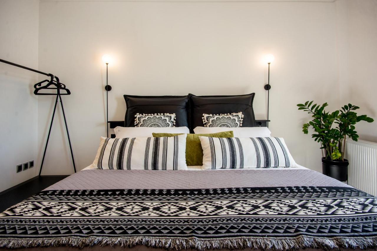 A & B Minimal Suite With Sea View In Argostoli Exterior photo